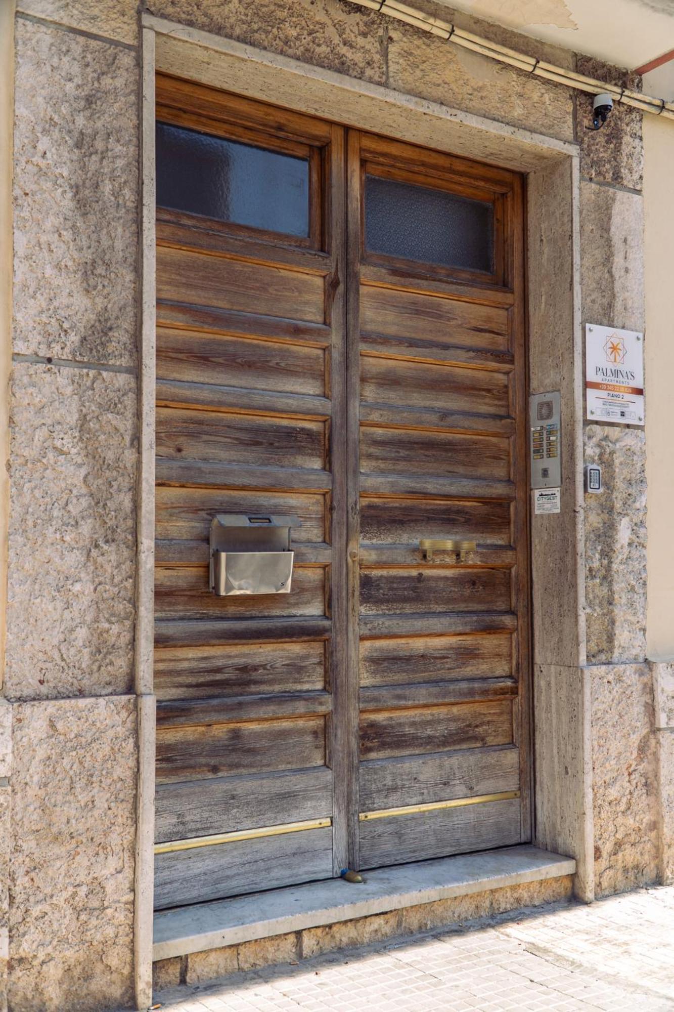 Palmina'S Apartments Brindisi Esterno foto